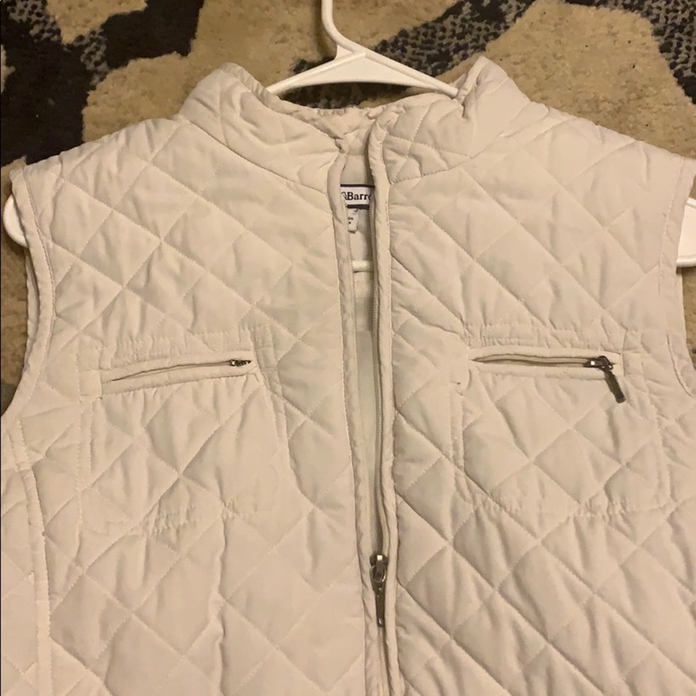 Light puffer vest